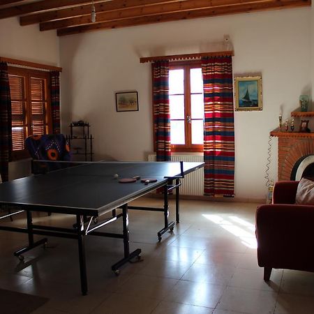 Villa In Moniátisz Szoba fotó